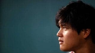 【MLB】髪の毛ファサ＆刀シャキン…　“クールな大谷翔平”集めた30秒が「とても壮麗」