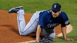 【MLB】菊池雄星、右膝付近に打球直撃で倒れ込む　8K力投も自力で歩けず5回途中降板