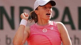 前年女王シフィオンテク 16強