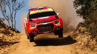 WRCサルディニア：SSフィニッシュ後にFワード連呼のオストベルグにペナルティ