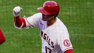 【MLB】大谷翔平、悪球拾った\"ゴルフ打ち\"　インパクトの瞬間に米記者感嘆「頭から離れない」