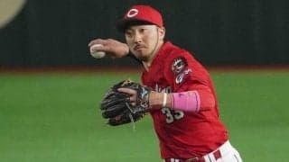 「ガチで凄い」「球界一」　広島菊池涼、一人二役の“高速ジャンピングスロー併殺”