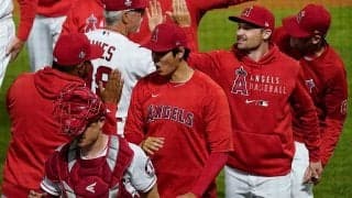 【MLB】大谷翔平が叫んだ　17号143m弾の“横顔アングル”に米喝采「モンスター、ショウヘイ」