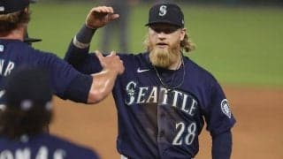 【MLB】本塁打キャッチ→併殺完成が「すごいの一言」　野手の執念が生んだ「素晴らしい守備」