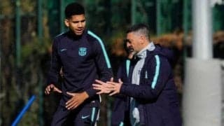 アラウホがバルサB退任の恩師にせん別メッセージ「すべてをありがとう」