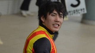 【JRA】鈴木慶太騎手が落馬で左鎖骨々折、渋谷区内の病院へ搬送