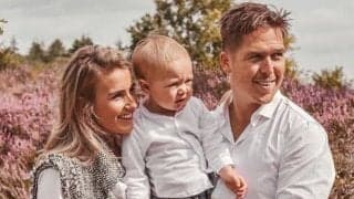 バルサ監督クーマン、長男ティムの結婚式に出席