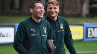 ライバルとの関係性を語るイタリア代表FW「似た者同士で仲良くやっている」