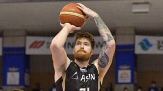 三河がシェーン・ウィティングトンと加藤寿一の退団を発表