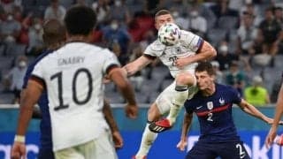 「15秒意識を失った」パヴァール、UEFAは“プレー続行”に対して調査を開始