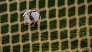 代表初先発のGKがトラップミスからの空振りでオウンゴール…W杯予選敗退の失態に「致命的だ」