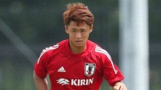 【混沌のJ2(1)】長崎「5強」へ…5連勝チームに加わった19歳左SBの高速精密クロス【戸塚啓のJ2のミカタ】
