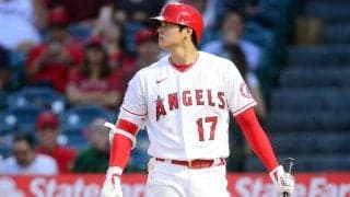 【MLB】大谷翔平、空振り三振も豪快フルスイングに本拠地どよめき　日本人初4戦連発24号なるか