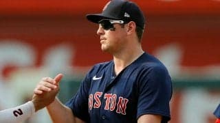 【MLB】伸びに伸びた「なんて完璧なレーザー」　悠々アウトに「三塁コーチをクビにしろ」