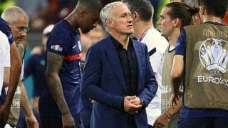 ベスト16敗退フランス代表、デシャン監督の進退話し合いへ　「共に決断を下すことになる」