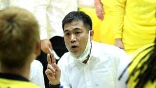 SR渋谷が伊佐勉HCと契約継続…今季ワイルドカード下位でCSへ導く