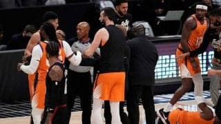 【NBA】いきなり突き飛ばして退場処分　愚行の決定的瞬間に米辛辣「アスリートじゃない」