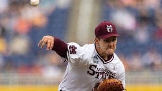 打者の“後ろ足”に回り込む超絶変化球に「ゾッとする」　ドラフト候補の「悪魔の所業」