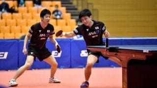 “夢のダブルス”張本智和/水谷隼が白星　張本のレシーブ力に水谷驚愕＜卓球・ドリームマッチ＞