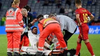 涙の負傷交代スピナッツォーラ、アキレス腱断裂の重傷か