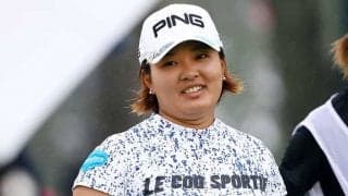 鈴木愛、涙の1年8か月ぶり17勝目「もうゴルフをやめようと…」「長かったなぁ」