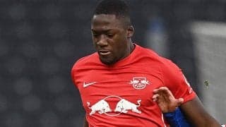 リバプール新DFコナテの背番号が「5」に決定!　地元パリでド派手なお披露目に