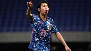 川辺駿と正式契約のグラスホッパーが新シーズンのアウェイユニフォームを発表