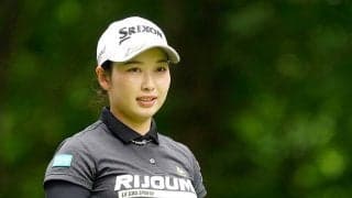 「頭を使って」5バーディー猛追　小祝さくらが有観客の地元・北海道で10位浮上