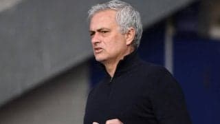 らしさ全開のモウリーニョ監督、記者会見中にいきなり席を立ち一思いに仕留める！