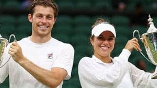  快勝で混合複V「特別な気分」 