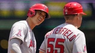 大谷翔平の打球でひび割れ…破壊された“記者席からの光景”に反響「ガラス代弁償？」【今季の二刀流】