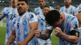 メッシが上裸で飛び跳ねる！コパ優勝時の喜びっぷりを親友アグエロが投稿