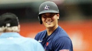 【MLB】大谷翔平、“紫カーペット”歩く爽やかコーデにLAも喝采「超カッコいい」「似合ってる」