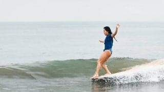 湘南・辻堂海岸で伝説のロングボードコンペティション「第54回マーボーロイヤルKJカップ」開催