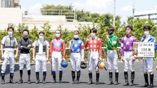 菅原明良騎手がJRA通算100勝達成「努力を怠らず頑張っていきたい」