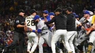 【MLB】ベンチは空っぽ、ブルペンまでフル稼働…　後半戦の“大乱闘初め”にファン興奮