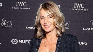 59歳コマネチ、年齢感じさせないレオタード姿に海外反響「真似できない」「完璧ね！」