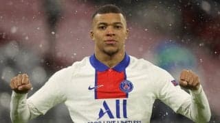 発表は間近か…PSG新アウェイユニの画像が流出、ピンクと黒がアクセントに