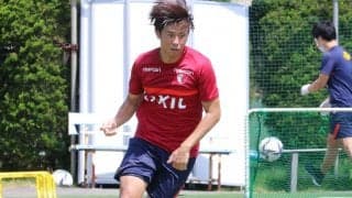 内田篤人から「お前がつけろ」、鹿島伝統の背番号「2」を背負うDF安西幸輝が移籍を決断した「いつでも待っている」という言葉