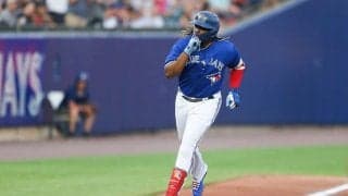 【MLB】ゲレーロJr.が2試合ぶり32号ソロ　メジャートップの大谷翔平に2本差接近