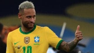 今度はヘリコプター！オフを満喫するネイマール、ヘアスタイルの次は16億円の自家用ヘリを公開！