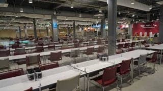 五輪選手村の食堂は「24時間営業＆700種類」　世界のトップ選手は何を食べて強いのか