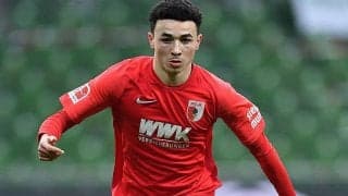 アウグスブルク、スイス代表FWルベン・バルガスとの契約を2025年まで延長