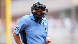 【MLB】メジャーで「卍の敷田」現る？　超豪快アッパーの“見逃し三振コール”に米注目