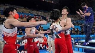銀メダル体操日本、試合後の“チーム日本9ショット”に感動の嵐「もう大号泣でした」