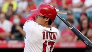 【MLB】大谷翔平、折れたバットの音が凄い　右前打に米解説者は驚嘆「うう！スペシャルだ！」