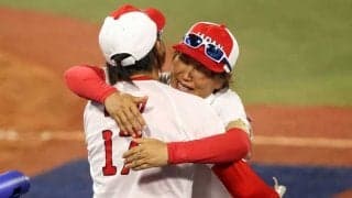 ソフト宇津木監督「怖かった」　迷いと恐怖を乗り越えて手にした金メダル