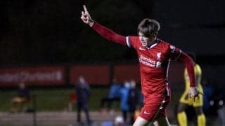 これまでたった9人の禁断の移籍が実現！16歳逸材MFがリバプールからユナイテッドへ加入！