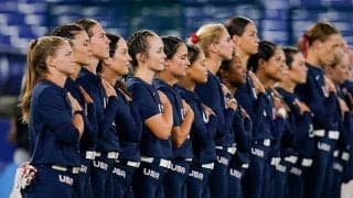 ソフト日本戦でネット騒然　斬新すぎる“いろはす使用法”の米選手「卑弥呼みたい」