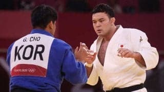 柔道金ウルフ、敗れた韓国選手が手を掲げて称賛　SNS反響「これぞ五輪」「熱戦に拍手」